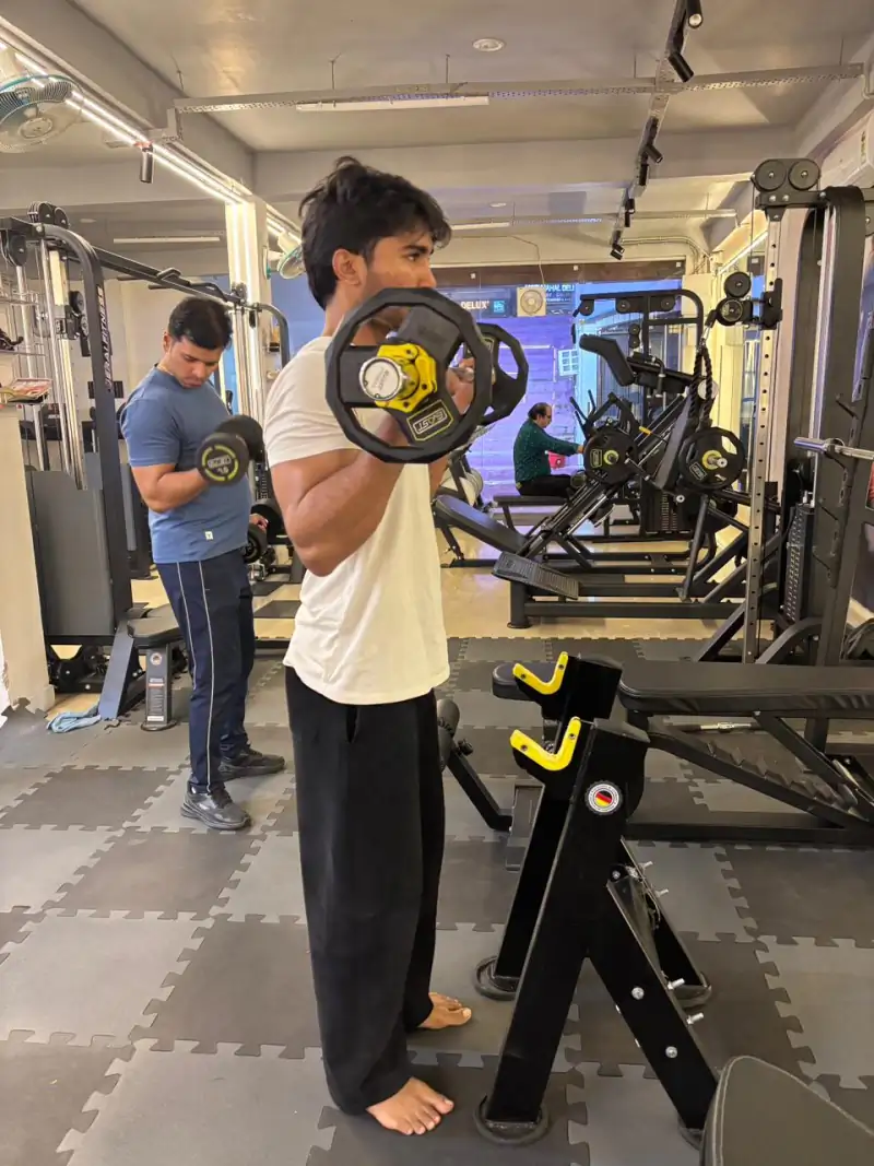 Battle Rope Training at AaroGym – Top Gym in Gonda, Uttar Pradesh